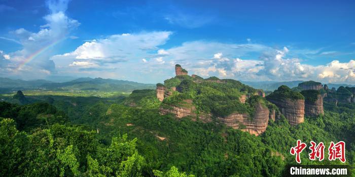 广东丹霞山向世界自然遗产保护贡献“中国方案”